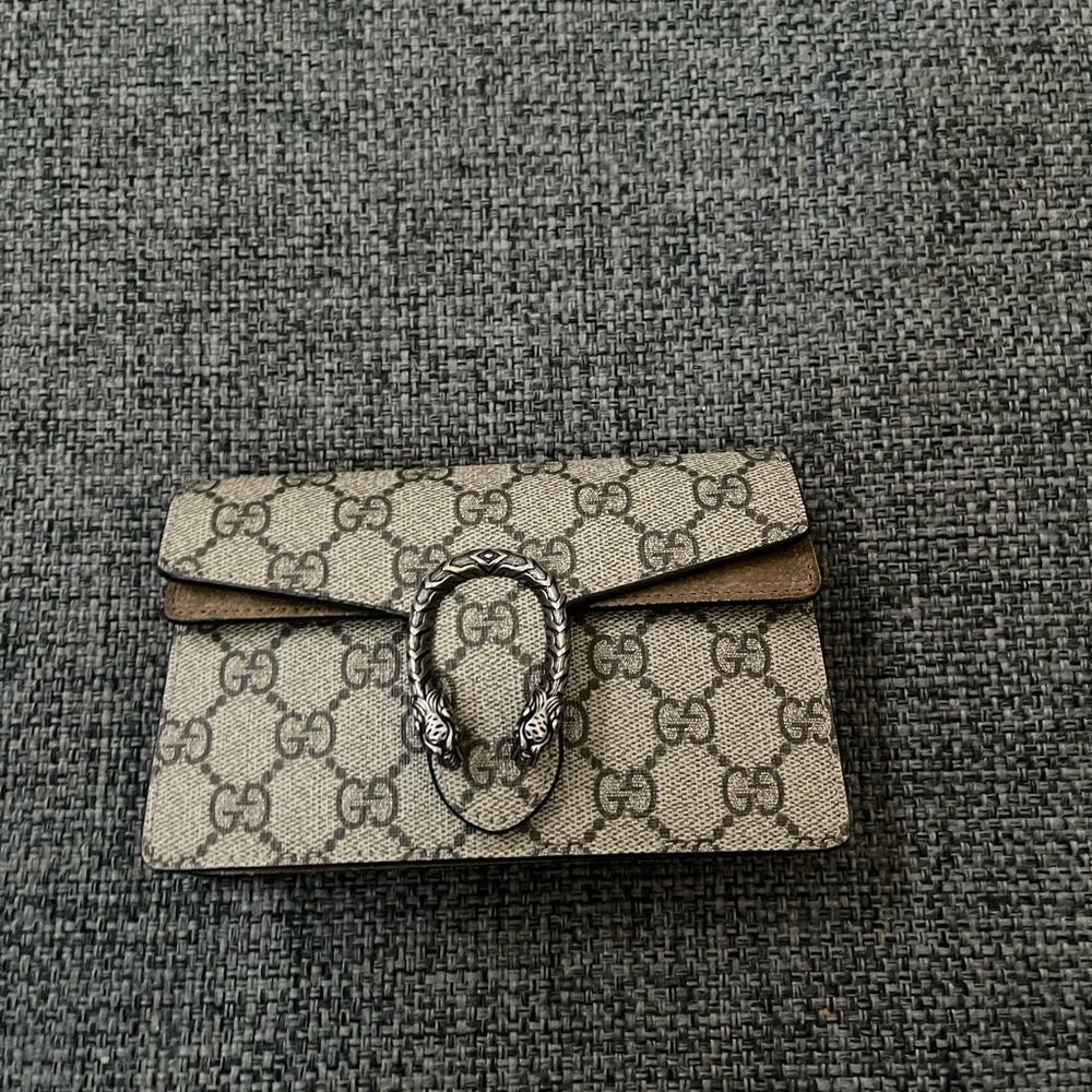 Mini Gucci bag